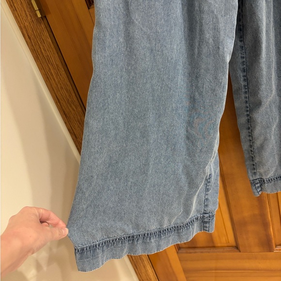 Z Supply Denim Chambray Jumpsuit size M - Picture 2 of 6